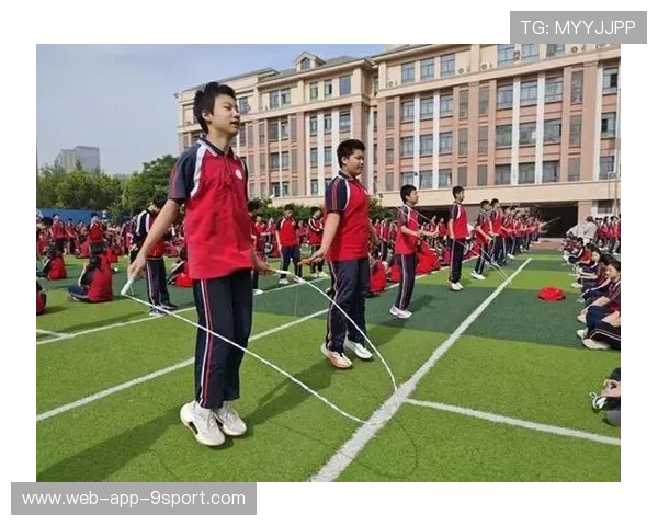 花式跳绳进入校园课间活动，学生体能显著好转